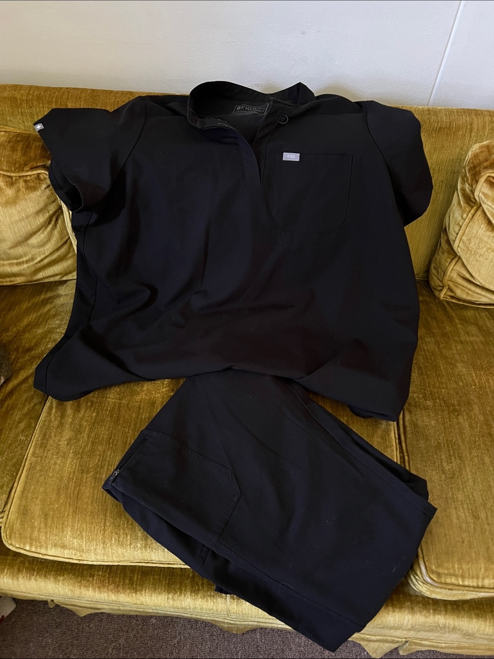 Figs Maternity Black Polo Top with Chest Pocket and matching pants both XXL